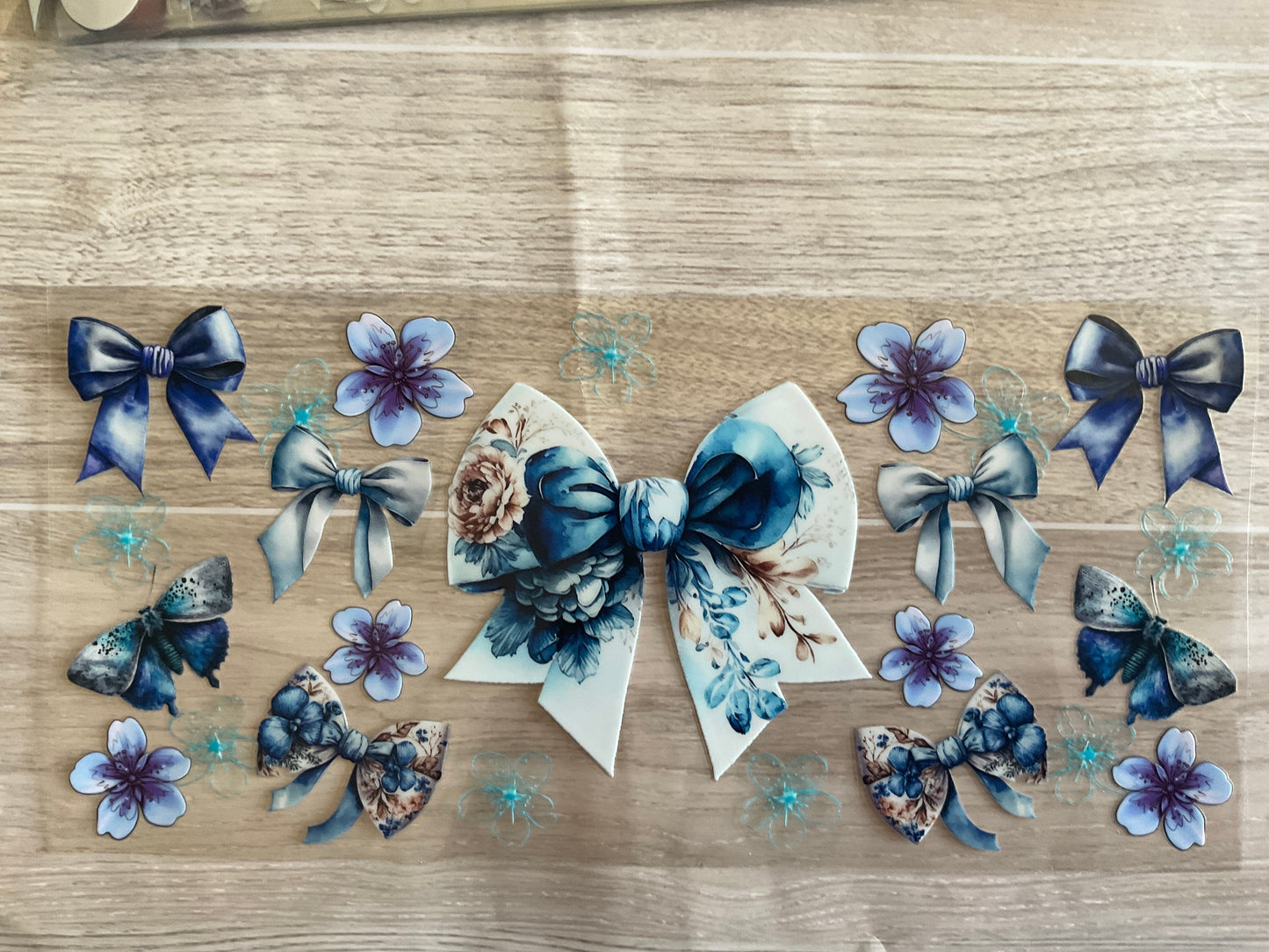 Bows Wrap Decal